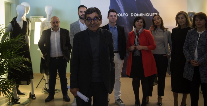 Adolfo DOmínguez acompañado de su comité de dirección Adolfo DOmínguez acompañado de su comité de dirección